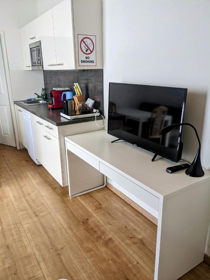215 Apartment Wien 4-6 Pers 42M2 克拉根福 外观 照片
